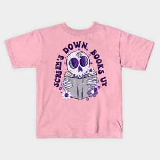 Screen's down books up Kids T-Shirt